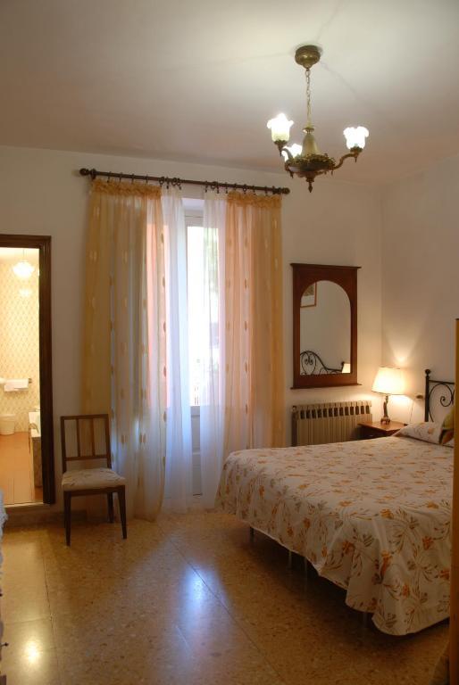 Hotel Roma Scanno Habitación foto